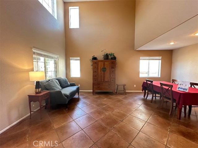 33667 Abbey Road, Temecula CA: https://media.crmls.org/medias/d2c05962-6b9a-443e-b684-71ce5713b95e.jpg