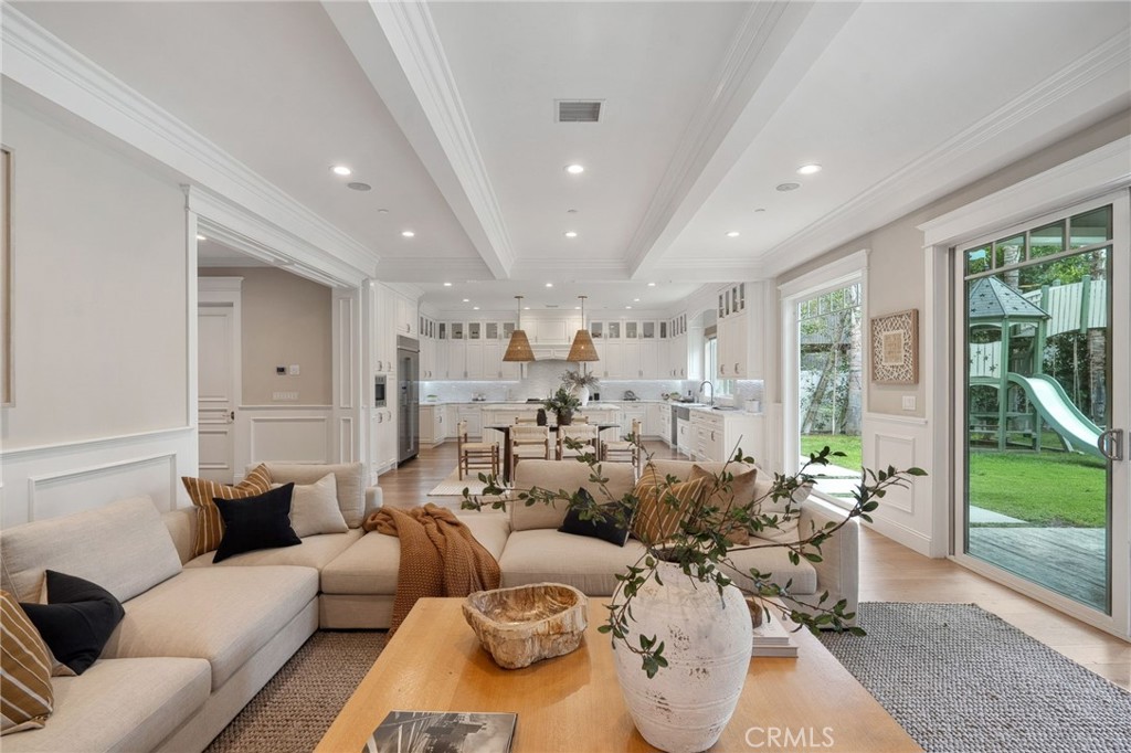 4455 Mammoth AvenueSherman Oaks img 9