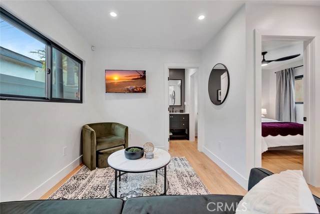 Detail Gallery Image 6 of 17 For 3519 E Colorado, Long Beach,  CA 90814 - 6 Beds | 6 Baths