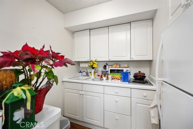 Detail Gallery Image 17 of 70 For 24055 Paseo Del Lago #411,  Laguna Woods,  CA 92637 - 1 Beds | 1/1 Baths