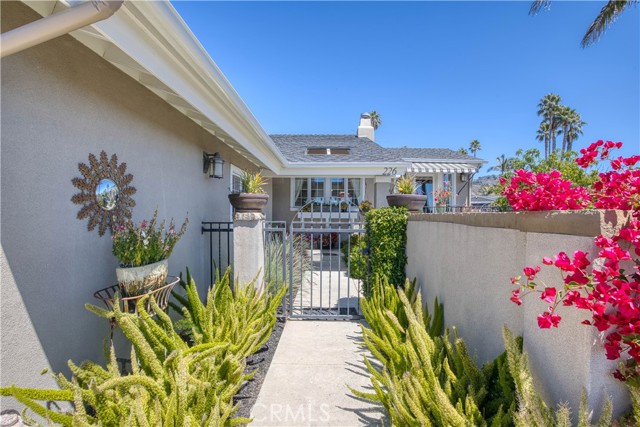 226 Encanto Avenue, Pismo Beach CA: https://media.crmls.org/medias/d2c1f856-c2bc-4ffa-8071-4f79927bf68d.jpg
