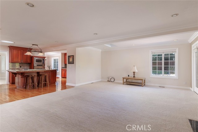 Detail Gallery Image 15 of 52 For 833 Rolling Hills Dr, Paso Robles,  CA 93446 - 4 Beds | 3 Baths