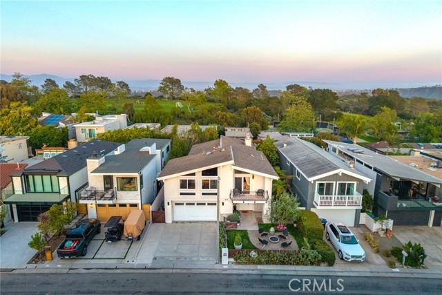 956 Tia Juana, Laguna Beach CA: https://media.crmls.org/medias/d2c32868-dd62-489f-bf65-c381135cb0ba.jpg