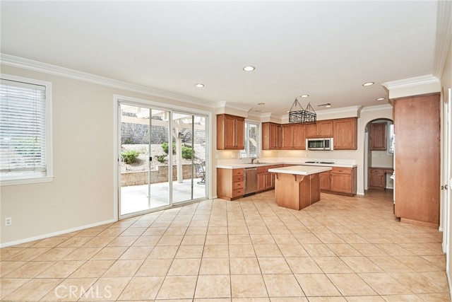 6148 Taylor Canyon Place, Rancho Cucamonga CA: https://media.crmls.org/medias/d2c39249-e4e4-4c1c-a7f7-d76bd1a4288a.jpg