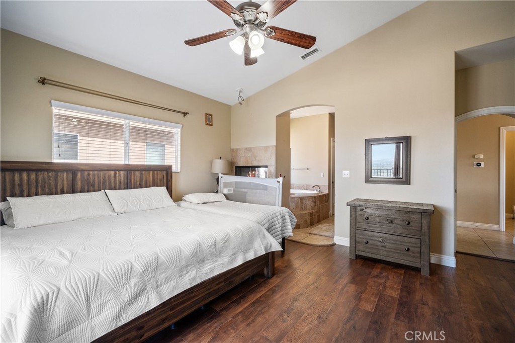 MLS #OC25046910 img 17