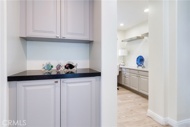 Detail Gallery Image 25 of 41 For 2534 Bungalow Pl, Corona Del Mar,  CA 92625 - 3 Beds | 2/1 Baths