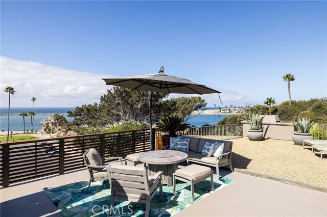 Detail Gallery Image 31 of 39 For 2901 Ocean Bld, Corona Del Mar,  CA 92625 - 4 Beds | 4/3 Baths