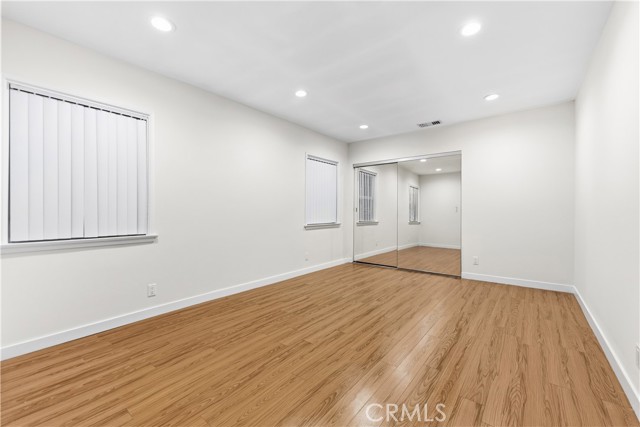 Detail Gallery Image 20 of 29 For 15210 Cohasset St, Van Nuys,  CA 91405 - 4 Beds | 3 Baths