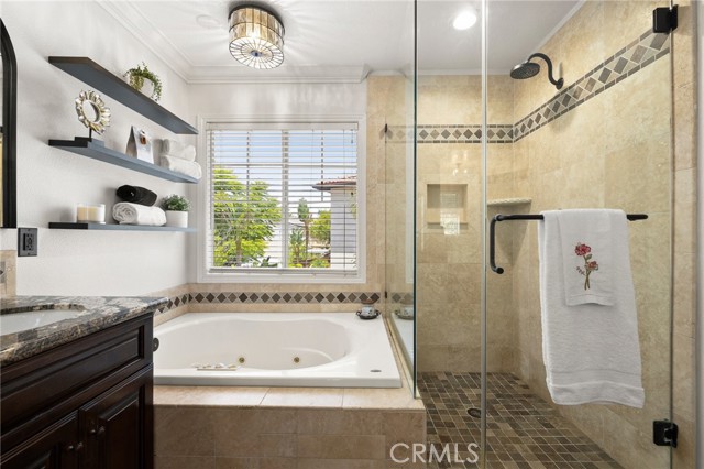 68 Radiance Lane, Rancho Santa Margarita CA: https://media.crmls.org/medias/d2c4d5bc-93c5-49f2-a658-af5a09c0ae4a.jpg