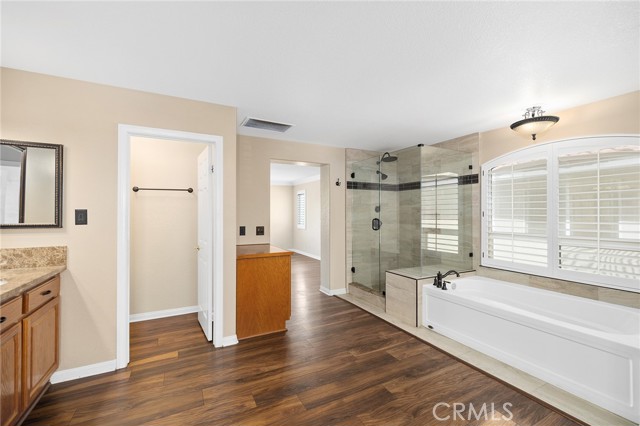 40089 Montage Lane, Murrieta CA: https://media.crmls.org/medias/d2c50be7-1262-42a3-9bb7-b38ddbc78746.jpg