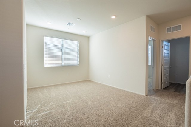 Detail Gallery Image 19 of 30 For 19536 Hanging Rock Rd., Lake Elsinore,  CA 92532 - 4 Beds | 3 Baths