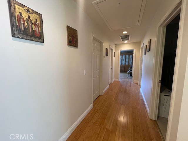 Detail Gallery Image 20 of 41 For 10066 Golden Oaks, Tujunga,  CA 91042 - 4 Beds | 3/1 Baths