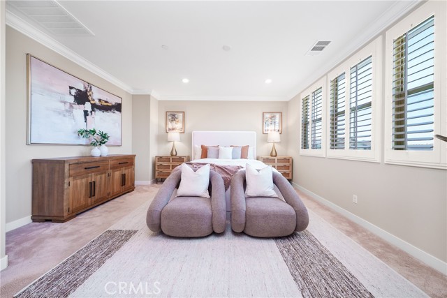 Detail Gallery Image 6 of 11 For 111 Spoke, Irvine,  CA 92618 - 5 Beds | 5/1 Baths