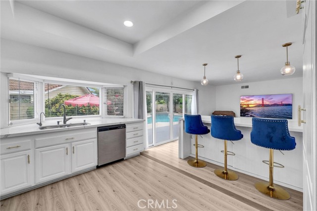 1340 S Scarborough Lane, Anaheim CA: https://media.crmls.org/medias/d2c86570-7e75-47cb-b9e8-593c627e28af.jpg