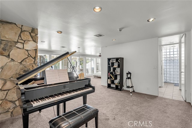 Detail Gallery Image 25 of 56 For 2110 Hathaway, Riverside,  CA 92506 - 4 Beds | 3/1 Baths