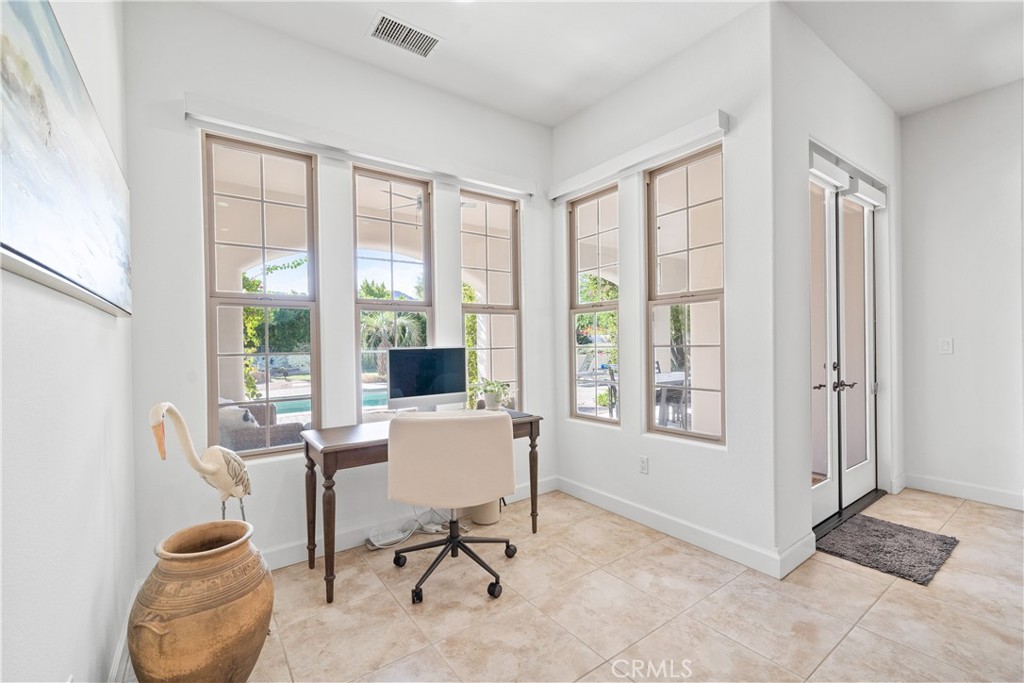 MLS #OC26014644 image #12