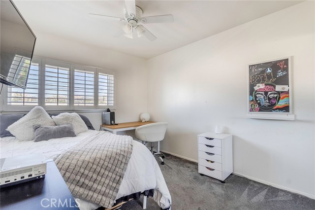Detail Gallery Image 22 of 24 For 23549 Victory Blvd. #21,  West Hills,  CA 91307 - 3 Beds | 2/1 Baths