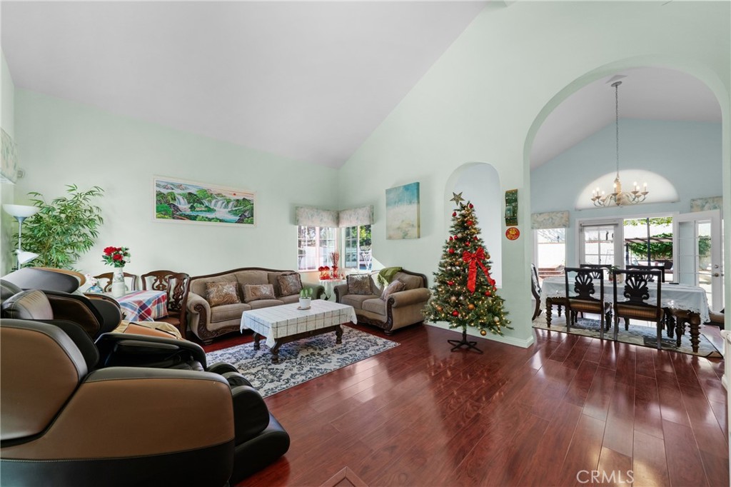 MLS #OC25274238 image #50