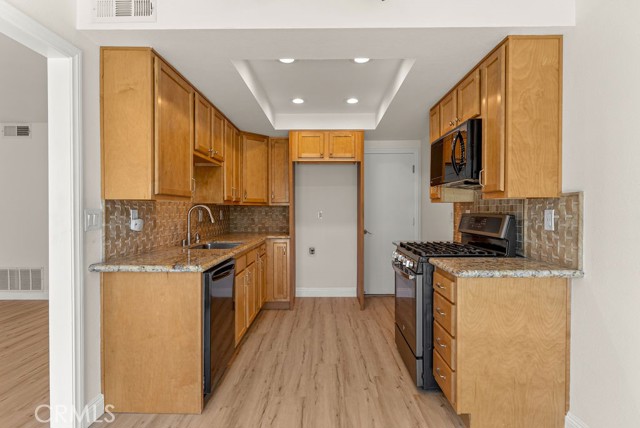 Image 8 of 22 For 9866 Lido Way 20