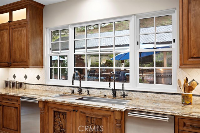 Image 9 of 56 For 30882 Via Colinas