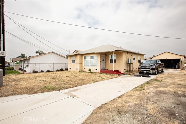 15188 Slover Avenue, Fontana, California 92337, 2 Bedrooms Bedrooms, ,1 BathroomBathrooms,Single Family Residence,For Sale,Slover,RW24187076