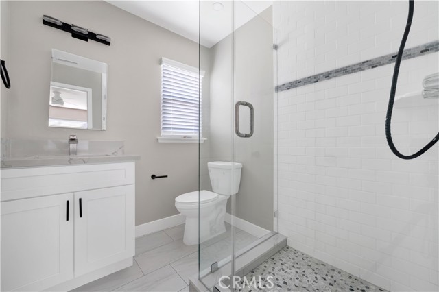834 S Oakhaven Drive, Anaheim CA: https://media.crmls.org/medias/d2cbb2d3-38b0-412f-b20c-1e7bb02a43c4.jpg