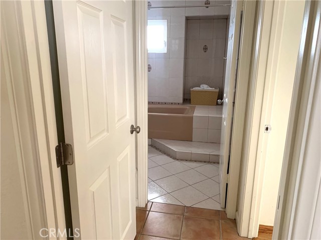 Detail Gallery Image 14 of 32 For 425 S Catalina Ave #4,  Redondo Beach,  CA 90277 - 3 Beds | 3 Baths