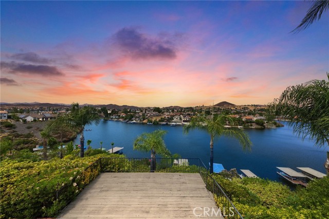 Detail Gallery Image 4 of 60 For 22572 Canyon Lake Dr, Canyon Lake,  CA 92587 - 3 Beds | 2 Baths