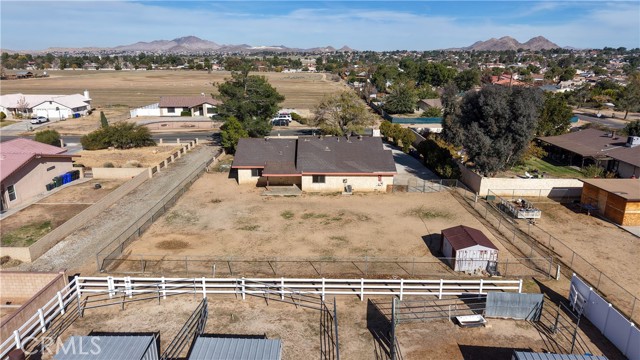 Detail Gallery Image 29 of 33 For 18891 Shoshonee Rd, Apple Valley,  CA 92307 - 3 Beds | 2 Baths