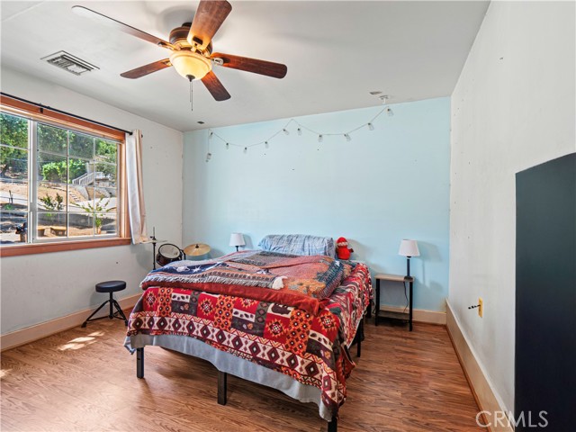 Detail Gallery Image 12 of 42 For 15221 Calle San Luis Potosi, Green Valley,  CA 91390 - 3 Beds | 2 Baths