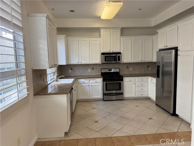 14535 Margate Street, Sherman Oaks CA: https://media.crmls.org/medias/d2cd7c88-e603-4fc4-906c-40b2f74a25da.jpg