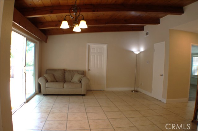 Detail Gallery Image 5 of 19 For 3598 Mt Vernon Ave, Riverside,  CA 92507 - 3 Beds | 2 Baths
