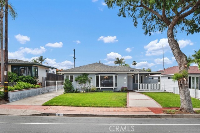 121 Avenida Barcelona, San Clemente CA: https://media.crmls.org/medias/d2cf1ad6-587b-43da-8805-a0734303870d.jpg