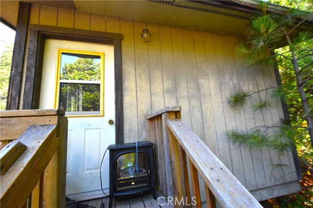 50721 State Highway 96, Klamath River CA: https://media.crmls.org/medias/d2d09f56-8450-4b6c-bb79-2d0efb69e856.jpg