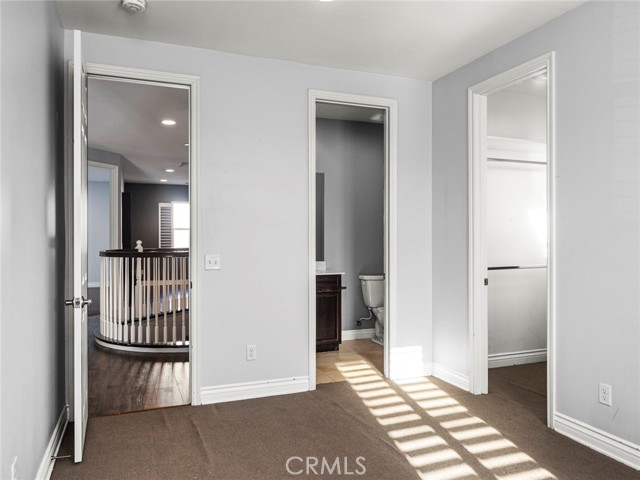 28002 Kenny Lane, Saugus CA: https://media.crmls.org/medias/d2d17e3a-cc36-4db8-a1b9-5ec5a6ce19cc.jpg