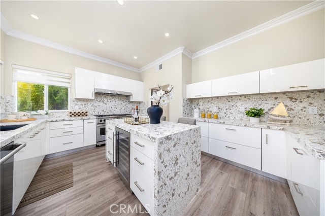 Image 22 of 72 For 2122 Meteora Way