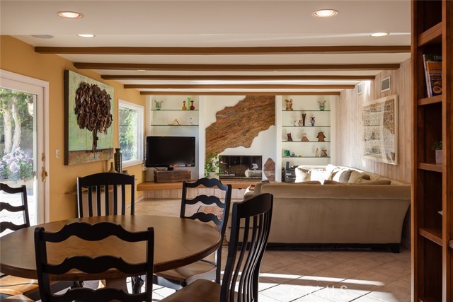 Detail Gallery Image 11 of 29 For 4134 Towhee Dr, Calabasas,  CA 91302 - 5 Beds | 3 Baths