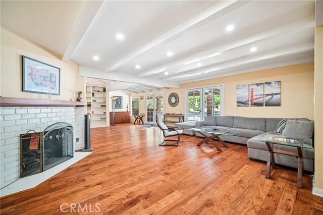 18011 Sunburst Street photo 8
