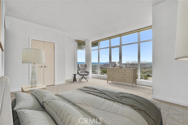411 W Seaside Way, Long Beach CA: https://media.crmls.org/medias/d2d653ba-a490-4a53-a150-46d3530d559a.jpg