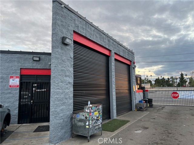 1129 S Lemon Street, Anaheim, California 92805, ,Commercial Sale,For Sale,1129 S Lemon Street,CRPW23180709