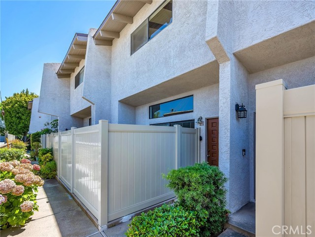 Image 3 for 26116 Narbonne Ave #H, Lomita, CA 90717