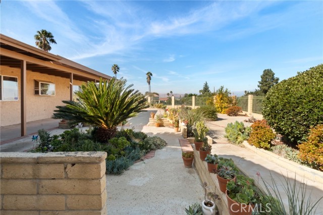 Detail Gallery Image 42 of 58 For 2107 Pine Crest Dr, Corona,  CA 92882 - 4 Beds | 2/1 Baths