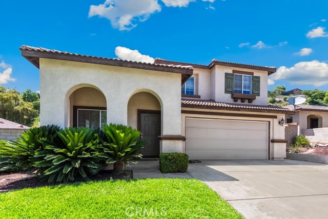Detail Gallery Image 3 of 33 For 29483 Rock Point Dr, Lake Elsinore,  CA 92530 - 5 Beds | 3 Baths