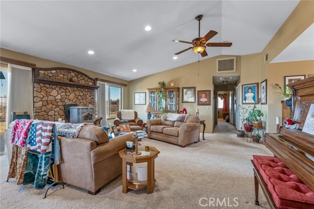 Detail Gallery Image 18 of 63 For 56630 Bear Ct, Yucca Valley,  CA 92284 - 6 Beds | 4 Baths