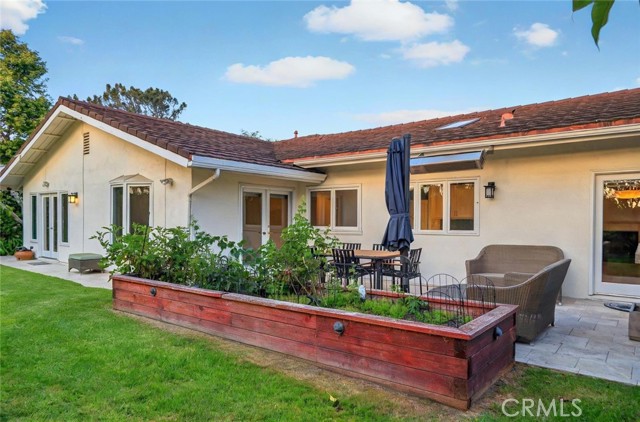 1529 Keel Drive, Corona del Mar CA: https://media.crmls.org/medias/d2db3908-1534-4c4d-b398-c7a26148108c.jpg