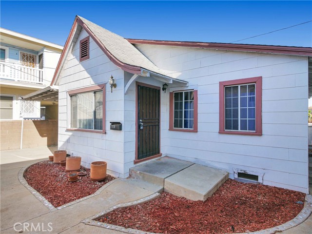 Detail Gallery Image 6 of 36 For 932 W 25th St, San Pedro,  CA 90731 - – Beds | – Baths