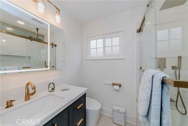 10252 Lorraine Lane, Cypress CA: https://media.crmls.org/medias/d2dc9bca-034f-482c-b5ce-cc89a8eddf44.jpg