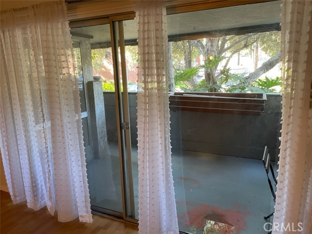 Detail Gallery Image 14 of 17 For 360 S Euclid #122,  Pasadena,  CA 91101 - 1 Beds | 1 Baths