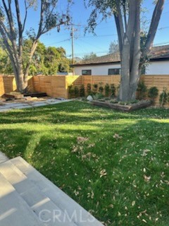 Detail Gallery Image 8 of 8 For 162 E Adair, Long Beach,  CA 90805 - 3 Beds | 2 Baths