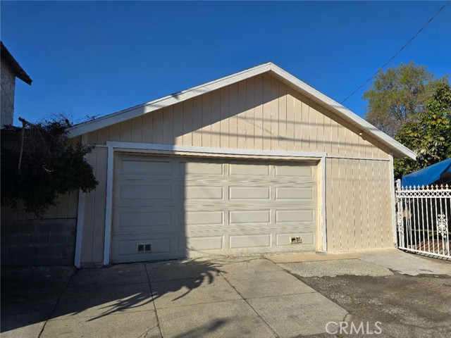 612 Ramona Road, Alhambra, California 91803, 2 Bedrooms Bedrooms, ,1 BathroomBathrooms,Single Family Residence,For Sale,Ramona,AR25037515